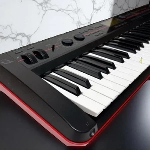 KORG KROSS-61 KROSS61 61 teclas teclado electrónico sintetizador usado - Imagen 1 de 10