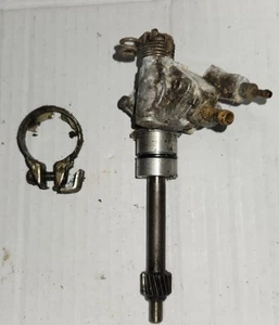Honda Express NC50 (1980) Oil Pump, clamp, Hardware, OEM - Picture 1 of 6