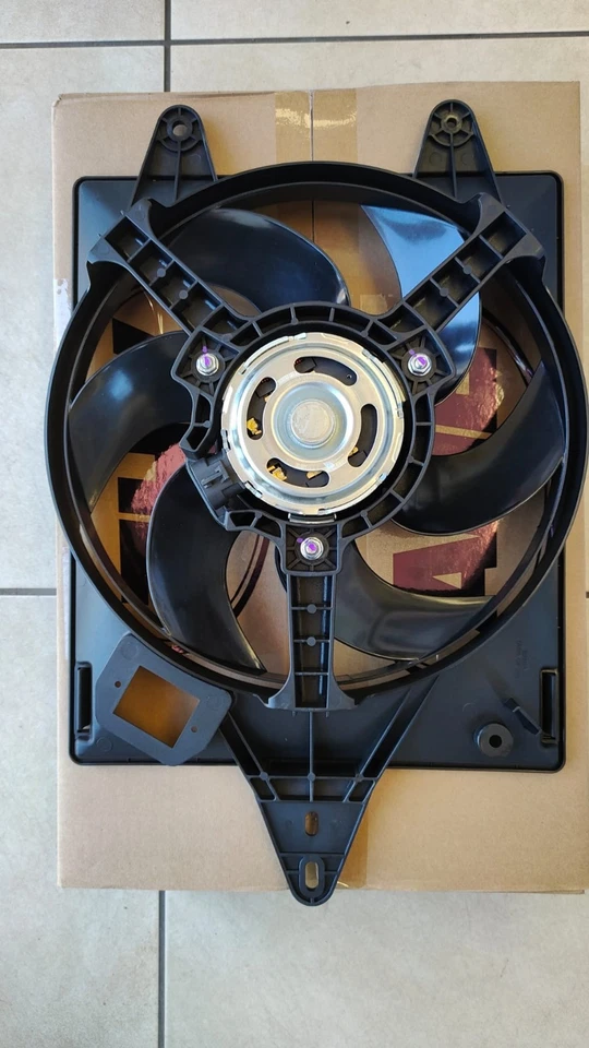 ElettroVentole Piaggio Porter 1.3 Benzina dal  2003 in POI - Immagine 1 di 1