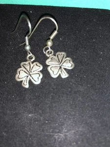 Damen Modeschmuck vierblättriges Kleeblatt  - Bild 1 von 3