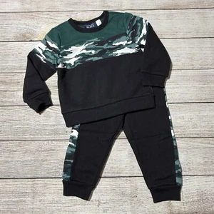 The Children’s Place Toddler Boy Green Camo Outfit Size 2T. NWT! 2 Piece Set. - Picture 1 of 8