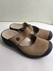 Keen Financia Mules Womans Sz 7 Beige Athletic Shoes Closed Toe - Picture 1 of 14