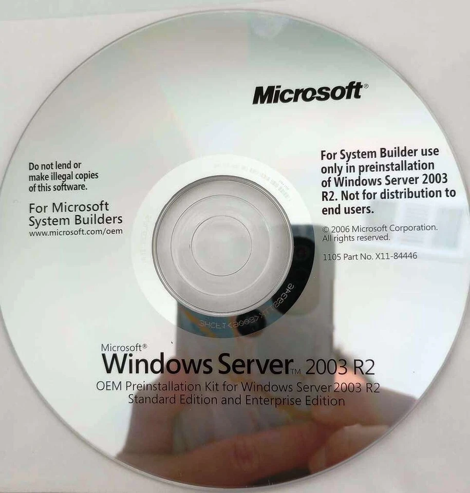 Microsoft Windows Server 2003 R2 (Standard & Enterprise) Preinstallation Kit CD - Image 1 of 1