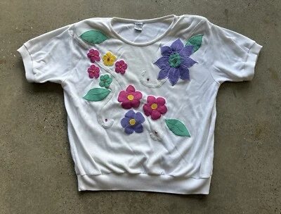 Vintage Unbranded White Floral Embroidered Jeweled Lace Polycotton Top Size M - Image 1 of 4