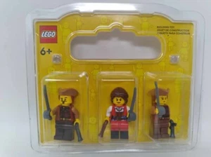 Castle LEGO Minifigures 3 Pirates  BAM Exclusive #2 - Picture 1 of 4