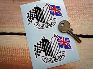 Par de pegatinas de coche TRIUMPH Crest & Flags 3" clásico Herald GT6 Spitfire estándar - Imagen 1 de 1