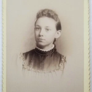 Cabinet Card Portrait Of A Girl Warmkessel Allentown Pennsylvania - Picture 1 of 5