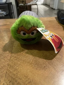 Kleiner Oscar The Grouch Plüsch Sesamstraße - Bild 1 von 9