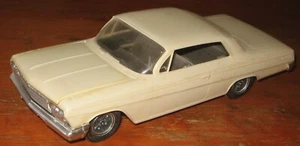 Chevrolet Impala 1962 cupé deportivo HT kit # S722 Chevy Built Survivor 62 AMT - Imagen 1 de 8