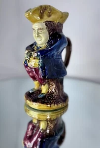Antigua jarra Toby mayólica inglesa victoriana siglo XIX púrpura Staffordshire - Imagen 1 de 9