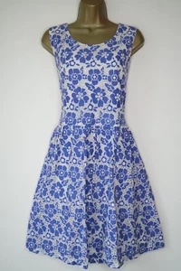 YUMI WHITE BLUE FLORAL LACE SKATER TEA DRESS SIZE 16 - Picture 1 of 4