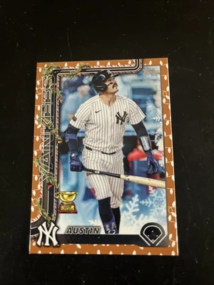 2025 Topps Holiday Austin Wells Rookie RC Gold Holiday Lights New York Yankees - Image 1 of 2