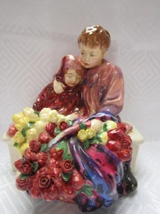 Royal Doulton FLOWER SELLERS CHILDREN HN 1342 issued 1929-93 Perfect - Picture 1 of 8