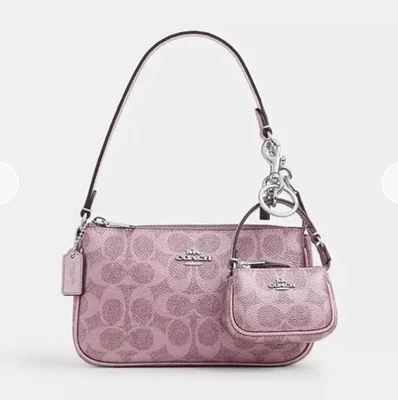 Coach Boxed Nolita 19, BOLSO ENCANTO NO INCLUYE CCK96 Rosa/Rosa Foto 1 de 2