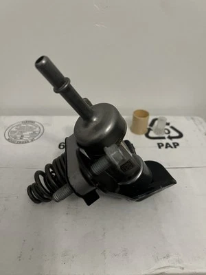 OEM High Pressure Fuel Pump GM Express,Silverado Sierra Yukon 5.3L 6.2L 12733320 - Image 1 of 4