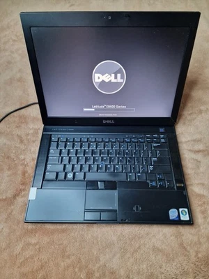 Dell Latitude E6400 Laptop 14.1" IC2D P8600 2.4GHz 4Gb Ram No Hdd Power On Teste - Image 1 of 4