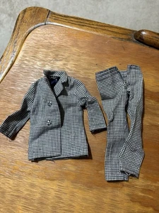 Muñeca Barbie Ken de colección traje de negocios perro diente etiquetado bonito - Imagen 1 de 5