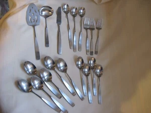 Oxford Hall Stainless Secretariat Satin Soups Knives Forks Teaspoons Ladle 19P - Picture 1 of 12