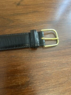 Cinturón de cuero con brida currida Dooney & Bourke Foto 1 de 4