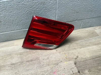 MERCEDES BENZ GL550 ML350 OEM 13-16 LUZ TRASERA INTERIOR TRASERA DERECHA LAM Foto 1 de 4