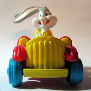 KOSTENLOSER VERSAND: Bugs Bunny LOONEY TUNES verstellbares Auto McDonalds Kunststoffspielzeug 1992 - Bild 1 von 6