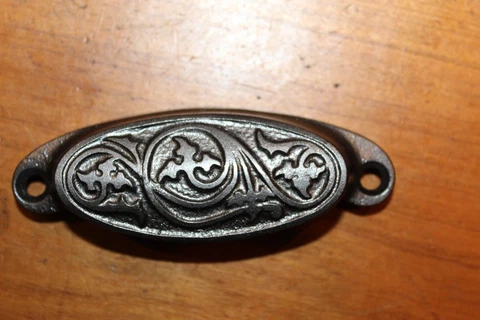 Antique Victorian Cast Iron Detailed 4" Bin Apothecary Cupboard Drawer Pull L-4 Cover