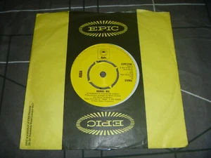 ABBA – Mamma Mia Original 1975 UK release 7" vinyl 4 prong knock out centre - Picture 1 of 3