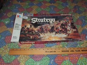 Vintage - 100% Complete - Stratego 1986 Milton Bradley Board Game - Picture 1 of 3