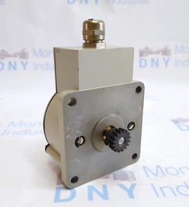 FSG FERNSTEUERGERATE   PW70A     Potentiometer  /B34 /718 - Picture 1 of 8