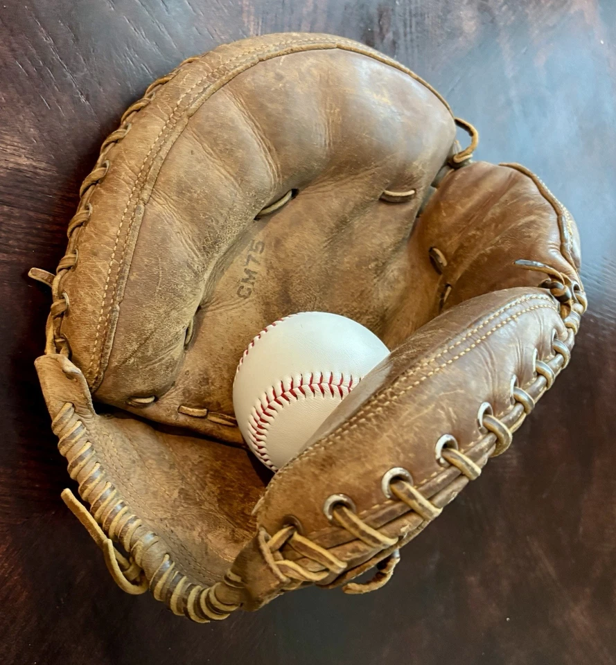 Guante de béisbol Nokona Catchers CM75 lanzamiento para diestros "bloqueo de dedo" Foto 1 de 4