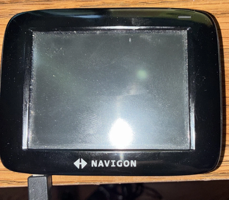 Navigon 2100 GPS Navigation System 3.5” Touch Screen 48 Lower States - Image 1 of 1
