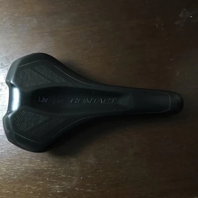 Giant Contact Liv седло женщин сливы/черный гравировка изящная сделка - Изображение 1 из 4