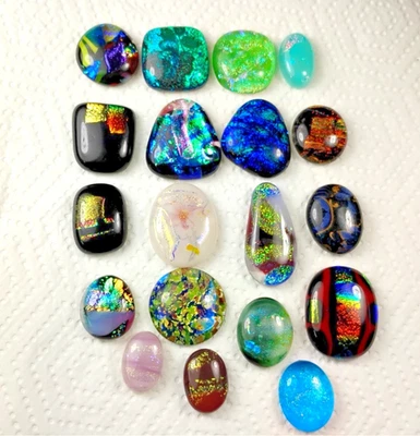 Lote de 19 cabujones de vidrio dicroico multicolor fundido murano Foto 1 de 3