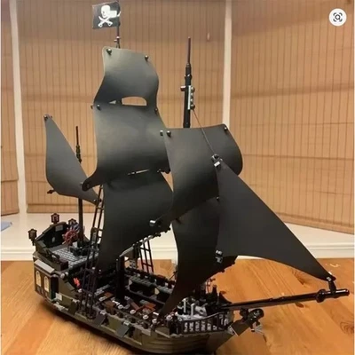 Pirates Black Pearl Ship Building Blocks Model Kit Caribbean Adventure Bricks - Image 1 of 4