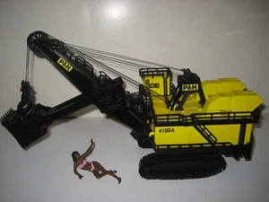 P&H 4100 A MINING BAGGER HOCHLÖFFEL ERTL 1:87 OVP - Picture 1 of 8