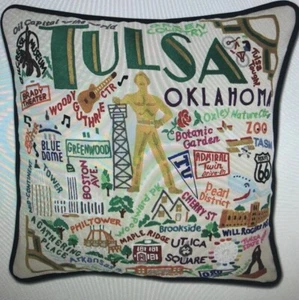 CAT STUDIO KISSEN TULSA OKLAHOMA BESTICKT RTE. 66 UTICA SQUARE BLUE DOME - Bild 1 von 1
