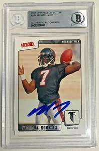 Michael Vick Signed 2001 Upper Deck Victory #374 Rookie Card Beckett Auto Slab - Picture 1 of 2