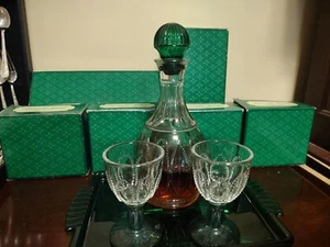 Vintage AVON EMERALD ACCENT Service W/Decanter, Serving Tray, 8 Cordial Glasses - Picture 1 of 10