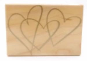 Estampilla de tres corazones danzantes de Hero Arts #E2044 - Imagen 1 de 4