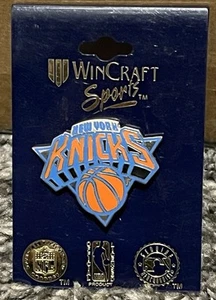 Vintage 1990s NBA New York Knicks Hat Pin By Wincraft Sports NEW - Picture 1 of 2