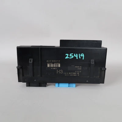 Caixa de junção eletrônica 2008 BMW 128i 135i 328i 335i 61359177985 OEM usada - Imagem 1 de 4