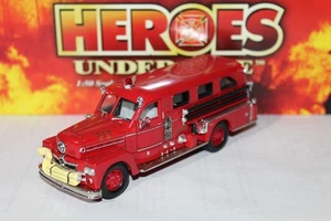 CORGI Heroes Under Fire Seagrave Limousine Pumpe Detroit. Mi. Feuerwehr - Bild 1 von 8