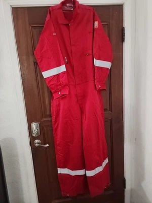 Halliburton Red Coveralls 44R Oilfield Vintage Workwear Insulated - Image 1 of 4