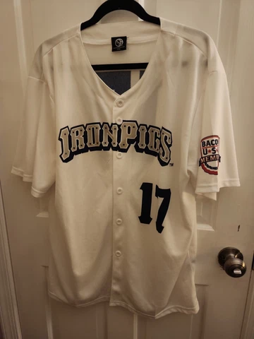 Lehigh Valley Iron Pigs Phillies SGA White #17 Jersey, Women's Size 2XL Baseball Cover