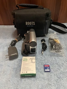 Samsung SC-D363 Mini DV Silver 30x Optical Zoom Digital 1200X Camcorder *READ* - Picture 1 of 12