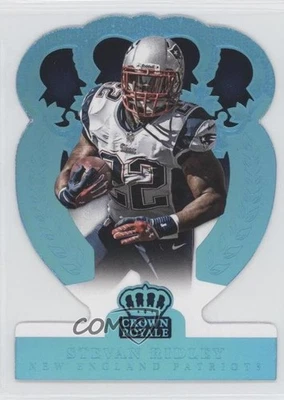 2014 Panini Crown Royale Retail Blue Holofoil /199 Stevan Ridley #64 - Image 1 of 2