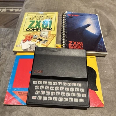 SINCLAIR ZX81 PERSONAL MICRO COMPUTER - 3 x manuals untested SPARES  - Image 1 of 4