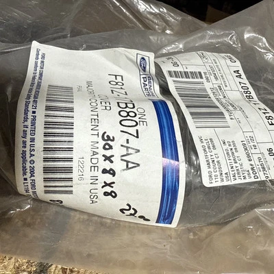 Nueva almohadilla de parachoques trasero negra para Ford Upper F81Z17B807AA Foto 1 de 3