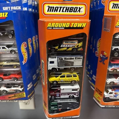 Matchbox AROUND TOWN Vehicles - 5 Pack Gift Set-1/64 - Mattel Wheels – 1997 NEW - Image 1 of 2