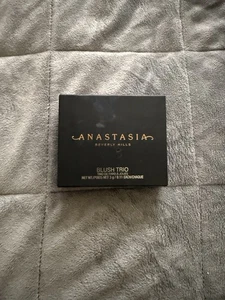 Anastasia Beverly Hills Blush Trio ~ Peachy Love ~ 0.33 oz Total ~ NEW IN BOX - Picture 1 of 3